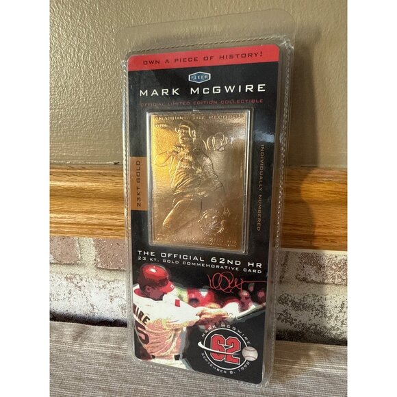 Mark McGwire 23KT Gold Commemorative Baseball Card Fleer Official Limited - Picture 1 of 11